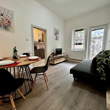 Luxury Allo Apartment In Center Of Udine Esterno foto
