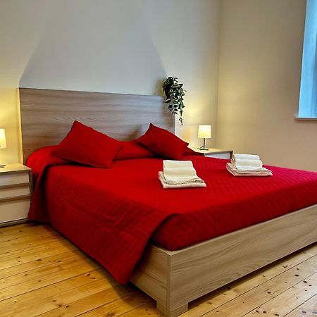 Luxury Allo Apartment In Center Of Udine Esterno foto